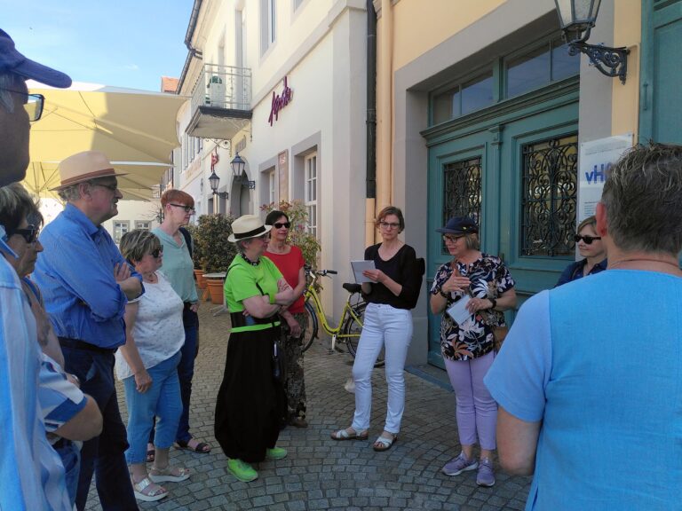 Frauen in Schwetzingen – historischer Stadtspaziergang der Schwetzinger Grünen