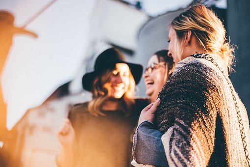 100plus1 – Infostand zum Thema Frauenrechte
